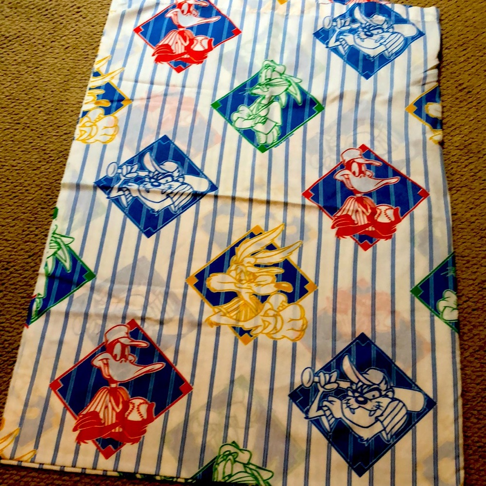 Vintage Looney Tunes baseball sheet set size twin